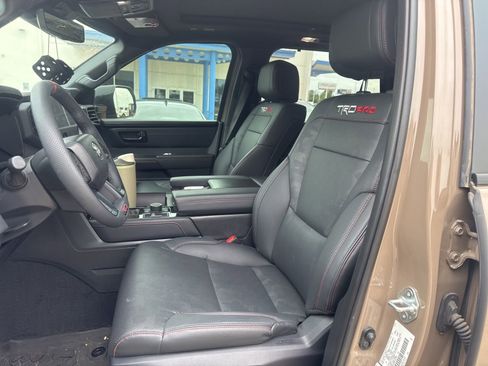 Used 2025 Toyota Sequoia TRD Pro AWD/4WD image 12