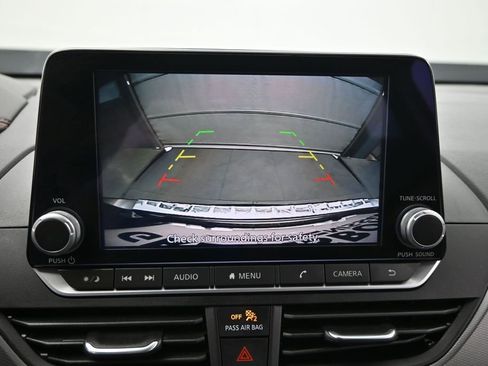 Used 2023 Nissan Altima 2.5 SR FWD image 17