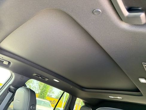 New 2026 Buick Enclave Avenir w/ Super Cruise Package FWD image 15