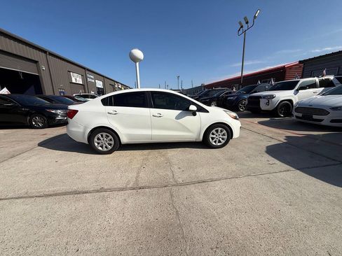 Used 2014 Kia Rio LX w/ Power Package image 3