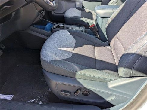 New 2025 Ford Maverick XLT w/ XLT Luxury Package image 4