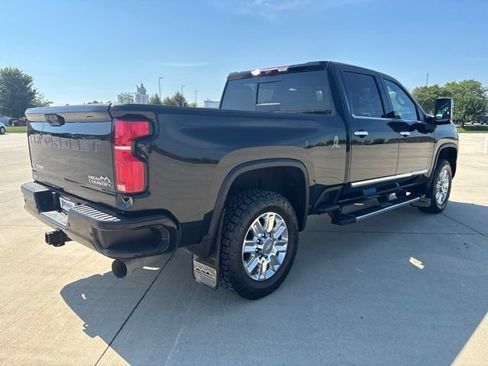 Used 2024 Chevrolet Silverado 2500 High Country w/ Technology Package AWD/4WD image 44