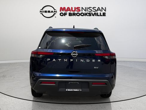 Certified 2024 Nissan Pathfinder SV FWD image 12