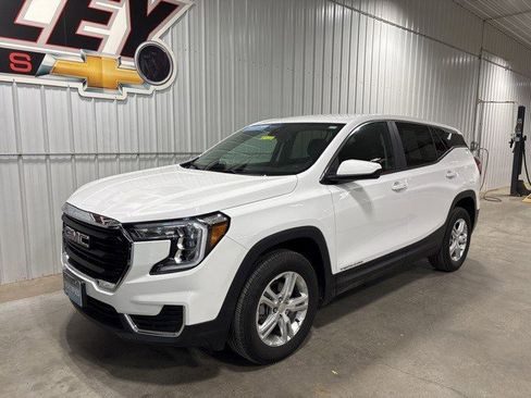 Certified 2024 GMC Terrain SLE image 6