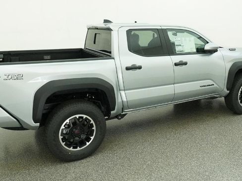 New 2026 Toyota Tacoma TRD Off-Road AWD/4WD image 18