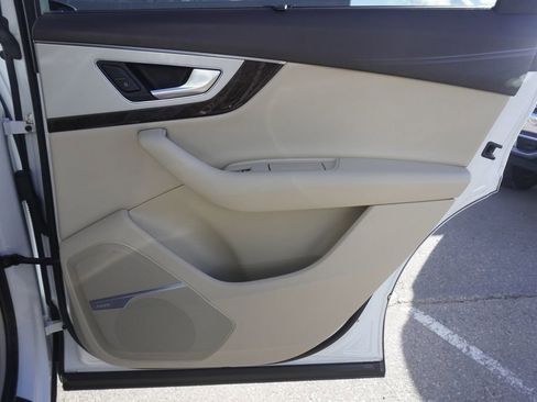 Used 2019 Audi Q7 2.0T Premium Plus image 24