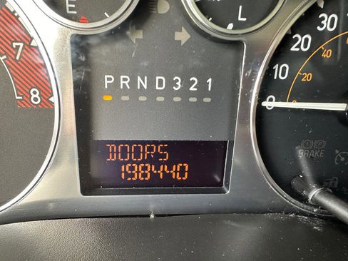 Used 2007 HUMMER H3 AWD/4WD image 14