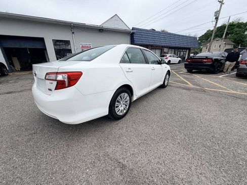 Used 2012 Toyota Camry LE FWD image 52