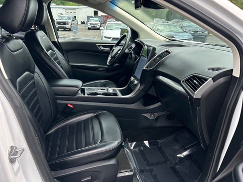 Used 2024 Ford Edge SEL AWD/4WD image 15