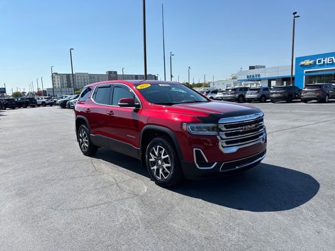 Used 2023 GMC Acadia SLE FWD image 1