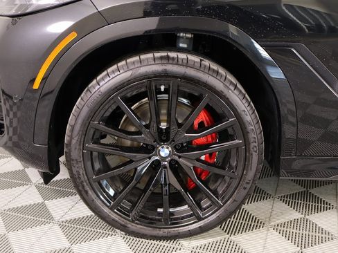 New 2026 BMW X6 xDrive40i w/ Climate Comfort Package image 18