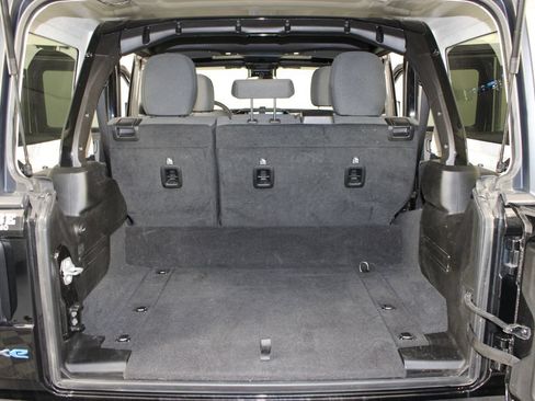 Used 2025 Jeep Wrangler Unlimited Sport S 4xe AWD/4WD image 17