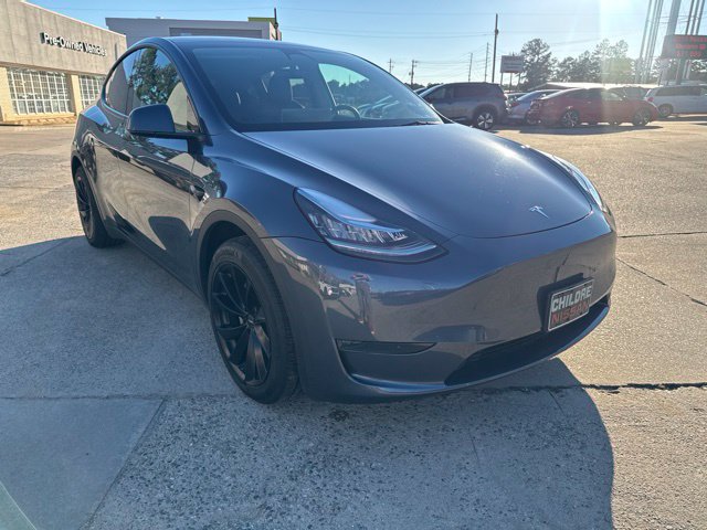 Used 2023 Tesla Model Y Long Range AWD/4WD image 4