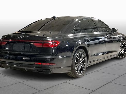 Used 2021 Audi A8 L 3.0T w/ Luxury Package image 12