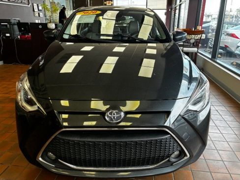 Used 2020 Toyota Yaris XLE FWD image 67