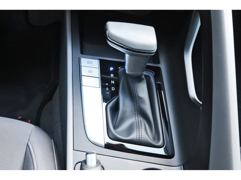 Certified 2025 Hyundai Elantra Sport FWD image 27