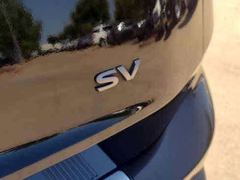 Certified 2024 Nissan Rogue SV FWD image 7