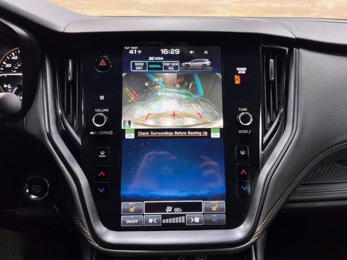 Used 2025 Subaru Outback Wilderness image 18