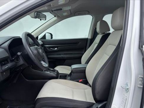 Used 2024 Honda CR-V LX image 14