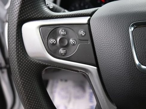 Used 2024 GMC Terrain SLE FWD image 23
