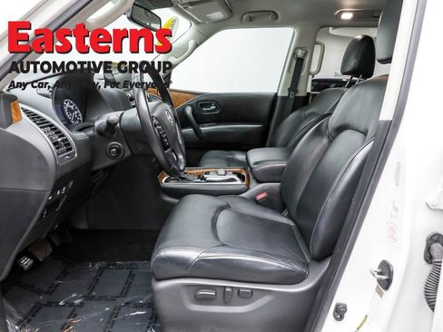 Used 2023 Nissan Armada SL w/ Captain's Chairs Package image 13