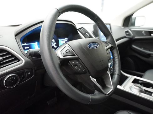 Used 2024 Ford Edge SEL AWD/4WD image 7