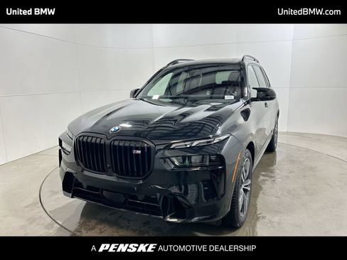 Used 2026 BMW X7 M60i image 1