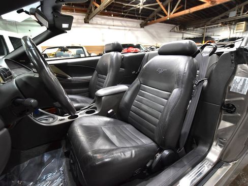 Used 2002 Ford Mustang GT RWD image 27