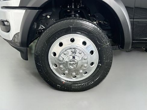 New 2026 RAM 5500 Tradesman w/ Chrome Appearance Group image 16