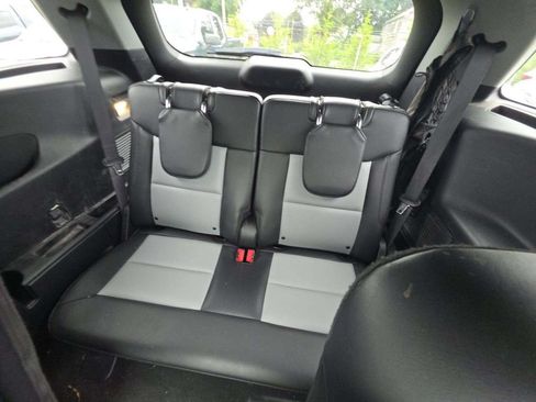 Used 2022 Ford Explorer XLT w/ Equipment Group 202A AWD/4WD image 7
