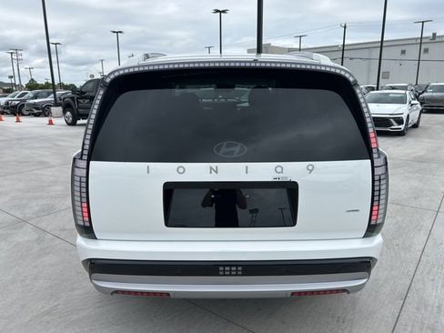 New 2026 Hyundai Ioniq 9 SEL image 6