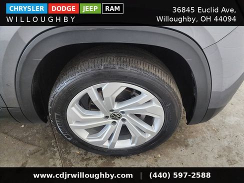Used 2021 Volkswagen Atlas SE w/ Panoramic Sunroof Package AWD/4WD image 42