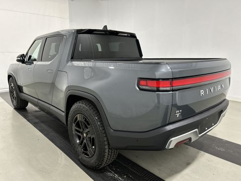Used 2024 Rivian R1T Adventure AWD/4WD image 3