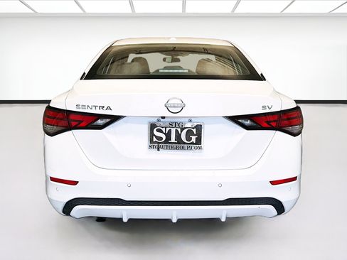 Used 2024 Nissan Sentra SV FWD image 5