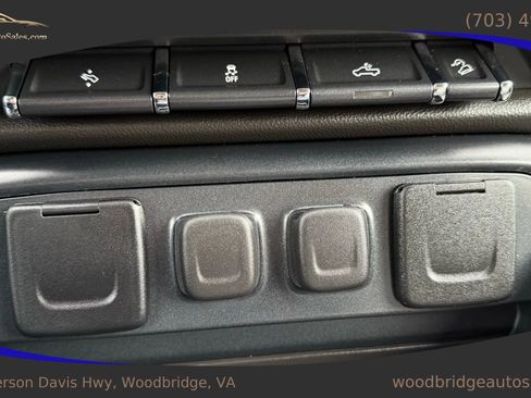 Used 2016 GMC Sierra 1500 SLT w/ SLT Premium Package image 32