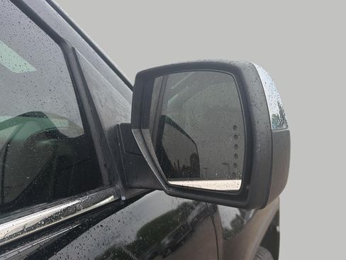 Used 2018 GMC Sierra 1500 Denali AWD/4WD image 16