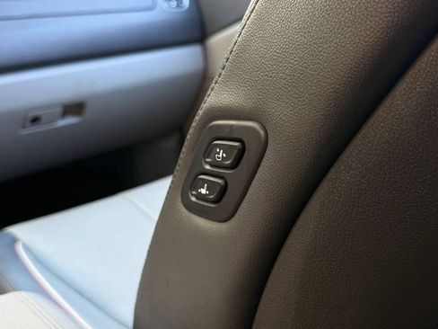 Used 2018 Kia Sedona SX FWD image 28