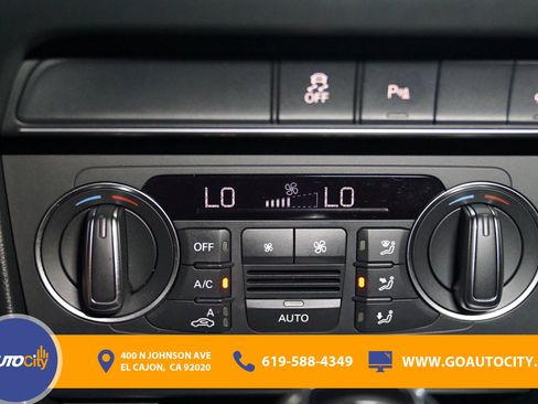 Used 2017 Audi Q3 2.0T Prestige w/ Prestige Package image 29