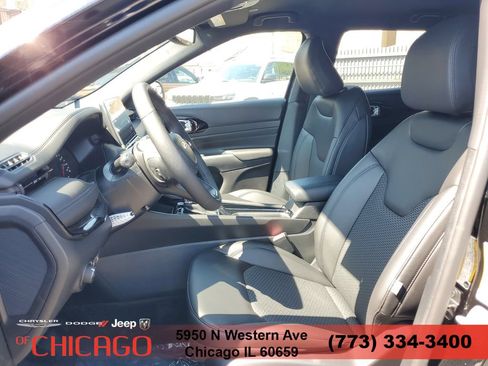 New 2026 Jeep Compass Latitude AWD/4WD image 18
