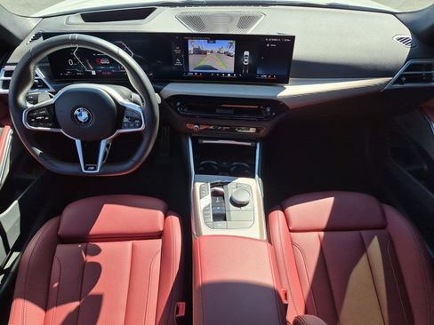 Used 2025 BMW 330i Sedan w/ M Sport Package RWD image 28