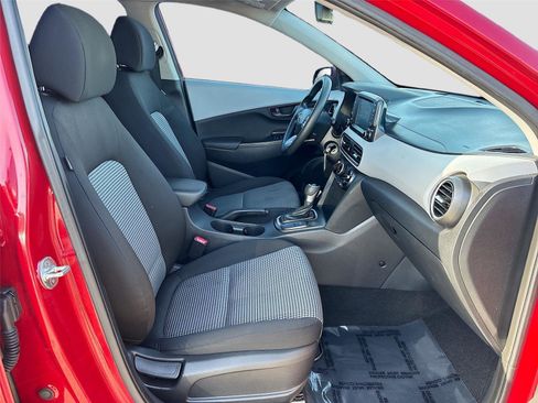 Used 2019 Hyundai Kona SE FWD image 25