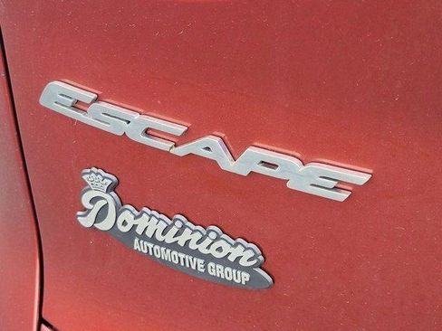 Used 2014 Ford Escape Titanium w/ Equipment Group 401A FWD image 6