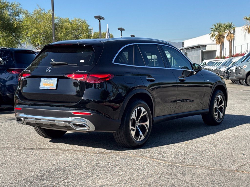 Used 2025 Mercedes-Benz GLC 350e 4MATIC image 8