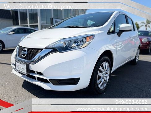 Used 2018 Nissan Versa Note S FWD image 1
