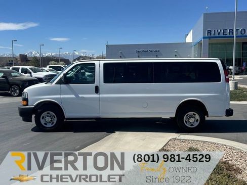Used 2023 Chevrolet Express 3500 LS image 16