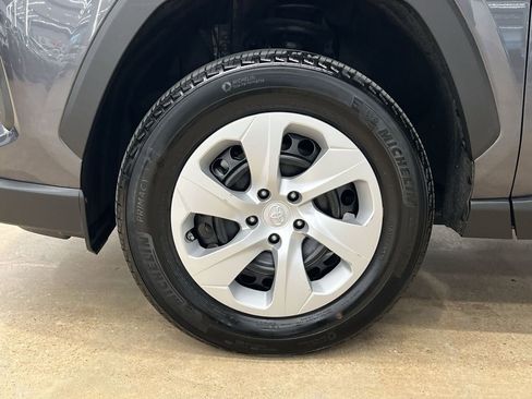 Used 2024 Toyota RAV4 LE image 11