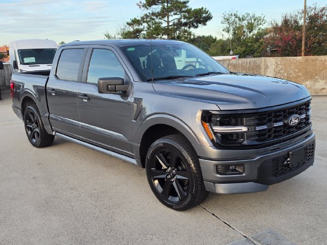 Used 2026 Ford F150 STX w/ F-150 LOBO Package AWD/4WD image 3