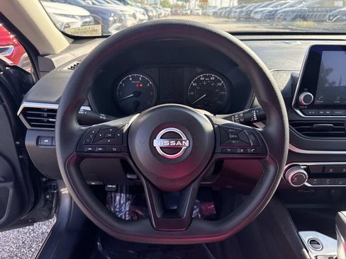 Certified 2025 Nissan Altima 2.5 S image 27