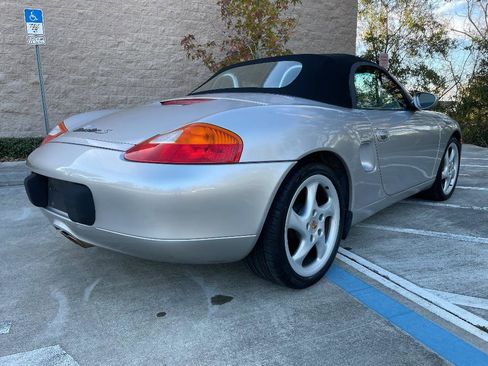 Used 2001 Porsche Boxster S image 12