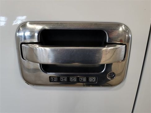 Used 2004 Ford F150 Lariat image 21